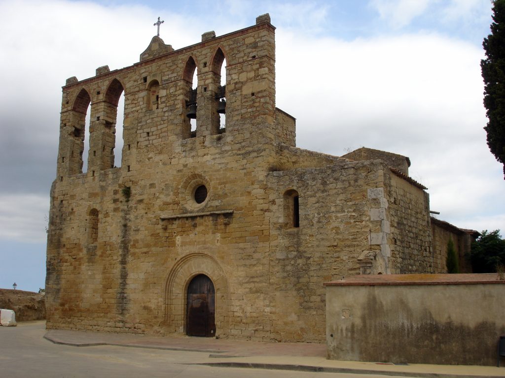 Los diez pueblos medievales mejor conservados de España Església_de_Sant_Esteve_de_Peratallada_-_002-1024x768